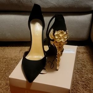 Ladies shoes